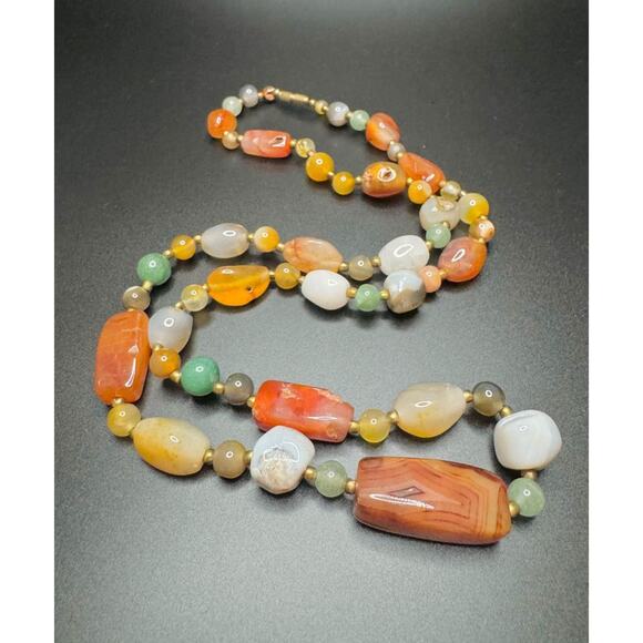 Vintage Agate Semi Precious Stone Necklace - Picture 8 of 9